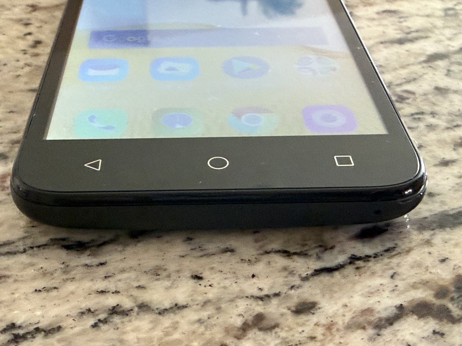Alcatel Tetra 5041C – 16GB – Black (AT&T) SmartPhone