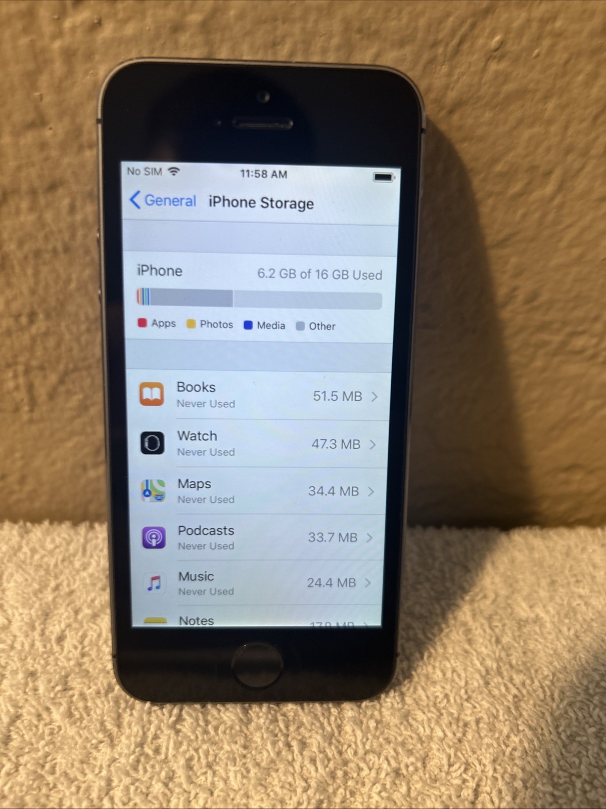 Apple iPhone 5s 16GB Black Space Grey Unlocked With Otter box Used