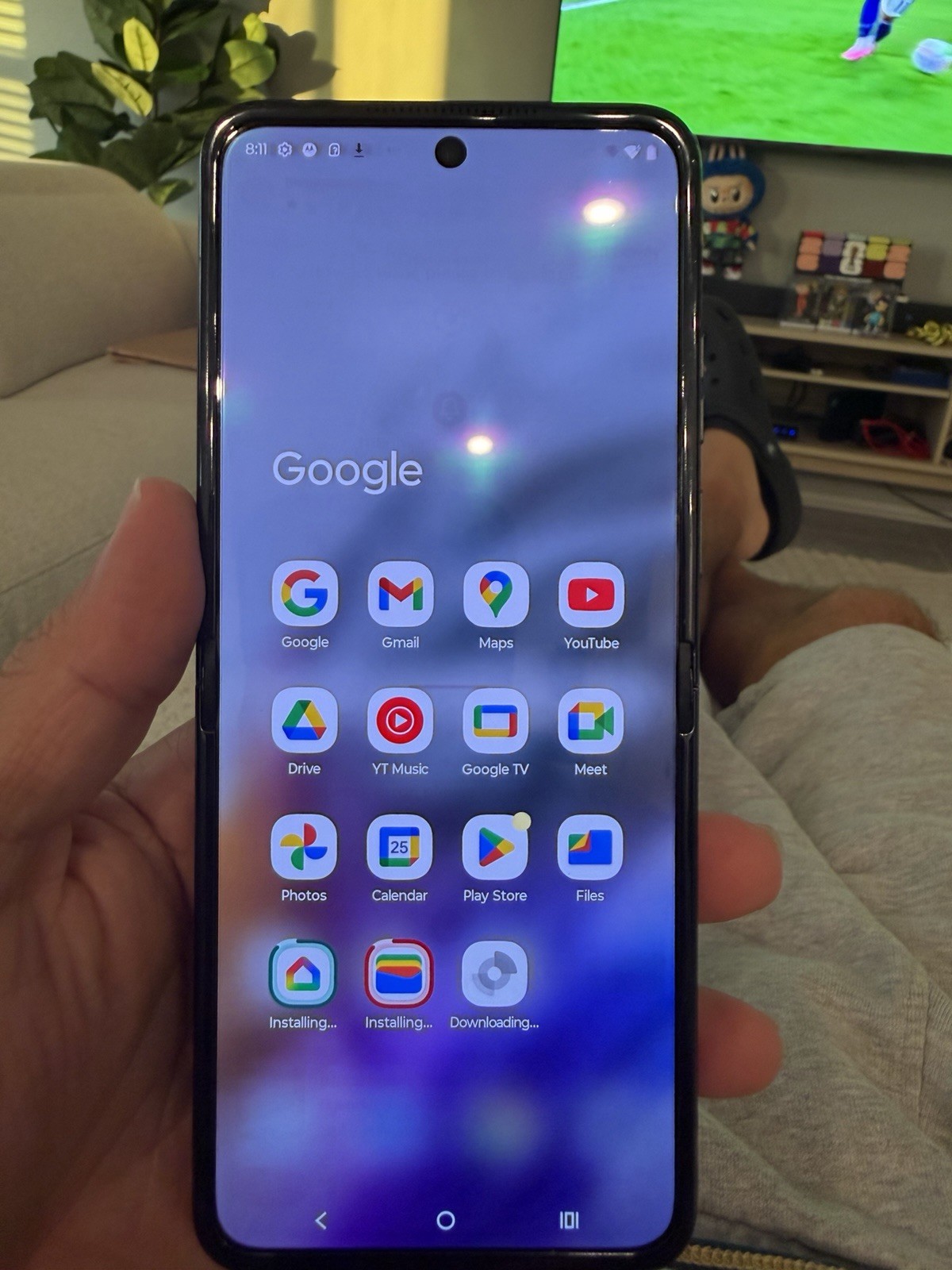 Motorola Moto Razr 2024 (XT2453) – 256GB 5G Koala Gray Unlocked