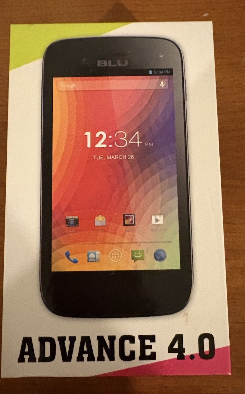 BLU Advance 4.0 A270a Dual SIM GSM/UMTS White 1.13GB 2MP Smartphone