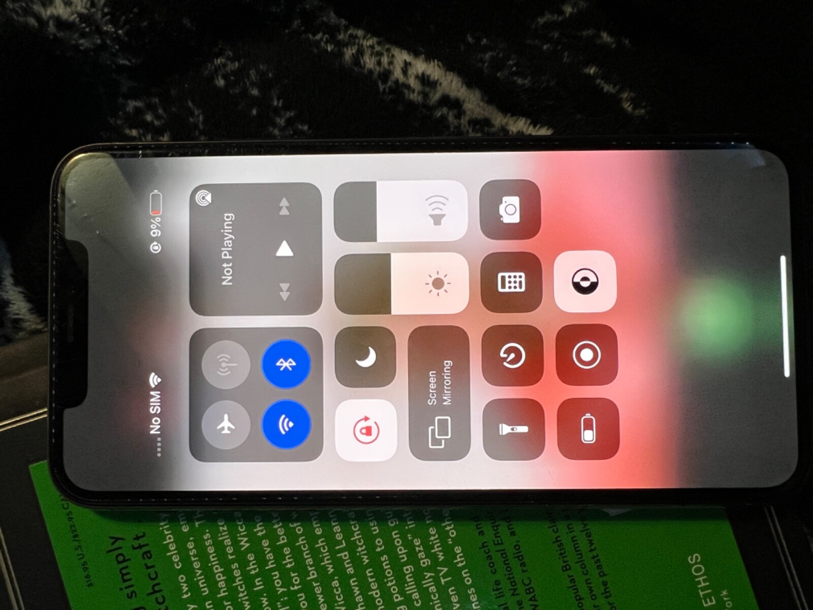 Apple iPhone 11 Pro Max – 64GB – Gold (Sprint) A2161 (CDMA + GSM)