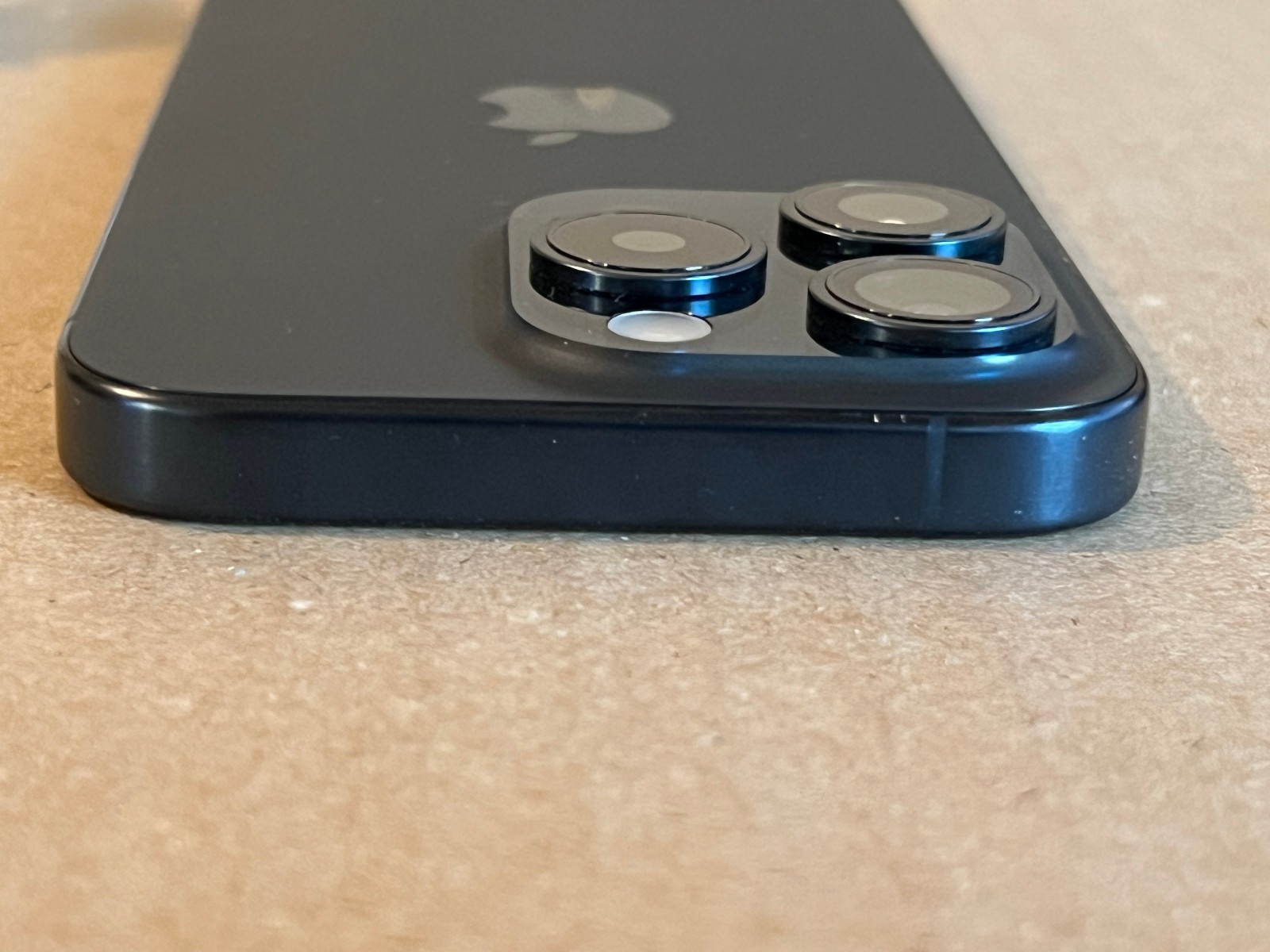 Apple iPhone 15 Pro – 256GB – Blue Titanium Unlocked A2848 eSIM