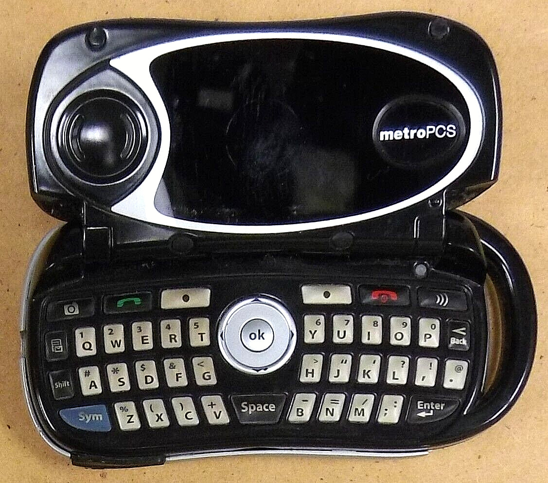 Kyocera Strobe / Switch Back K612B – Black ( MetroPCS ) Very Rare CDMA Phone