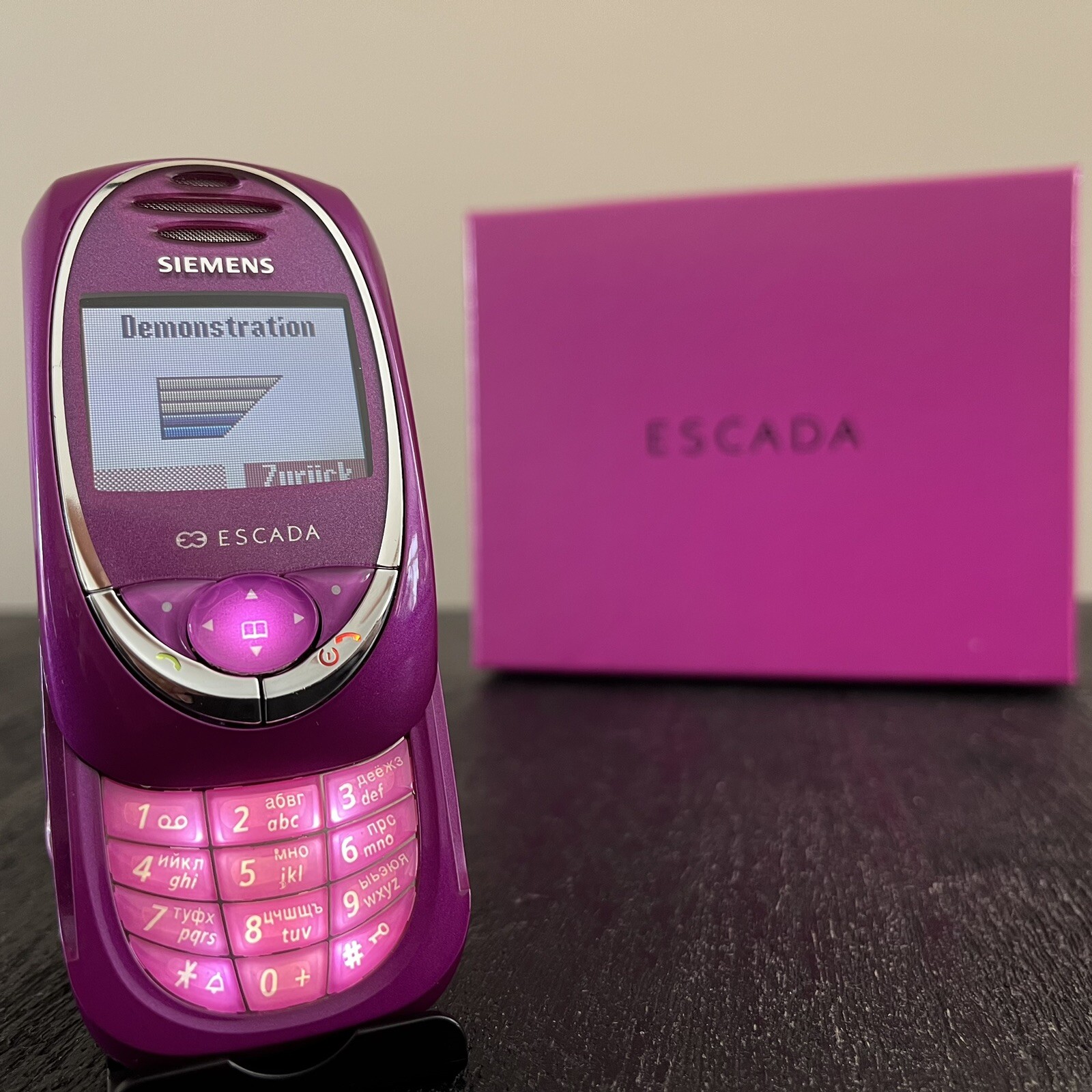 Siemens SL55 Escada Limited edition