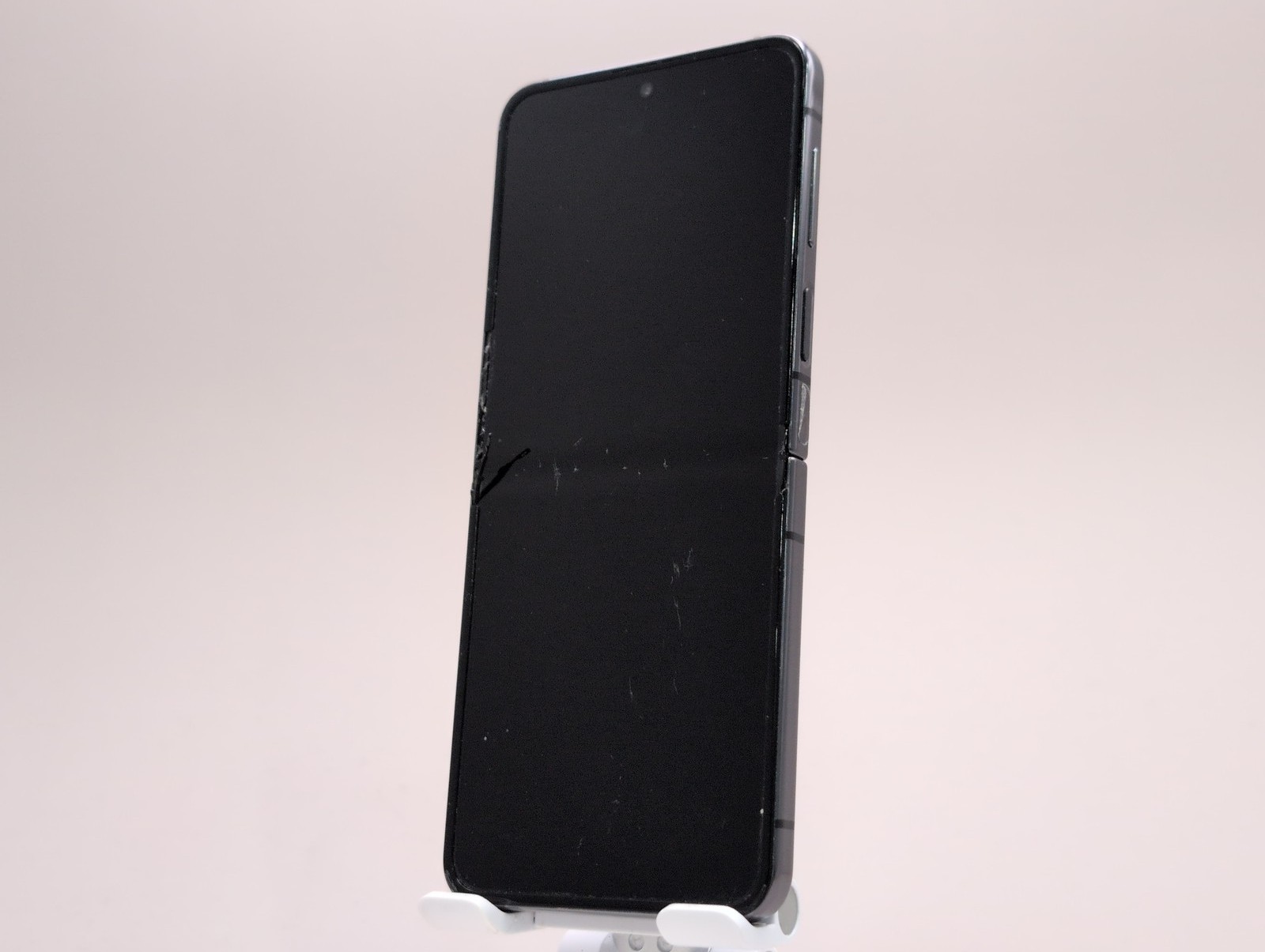 Samsung Galaxy Z Flip5 SM-F731U 512GB Graphite Unlocked W086633