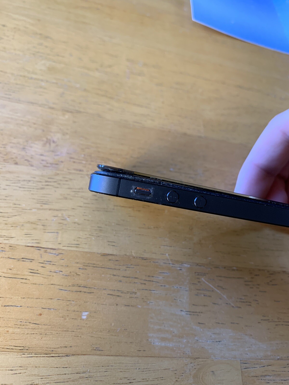 Apple iPhone 5 – 32GB – Black & Slate (Sprint) A1429 (CDMA + GSM)