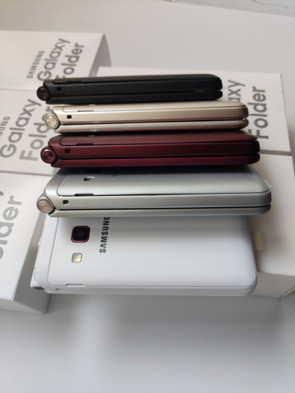 Samsung Galaxy Folder2 SM-G1600 Dual Sim 16GB Android LTE 3.8″ Flip Phone