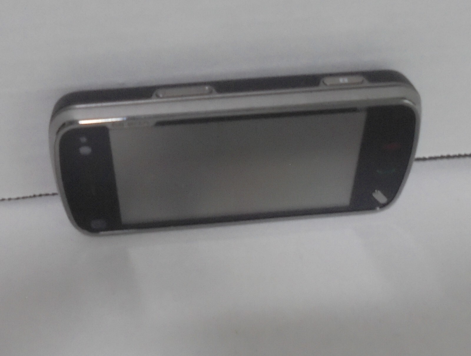 Nokia N97 Cell Phone Slider Battery Bluetooth 32GB 3 G GPS Wi-Fi Untested