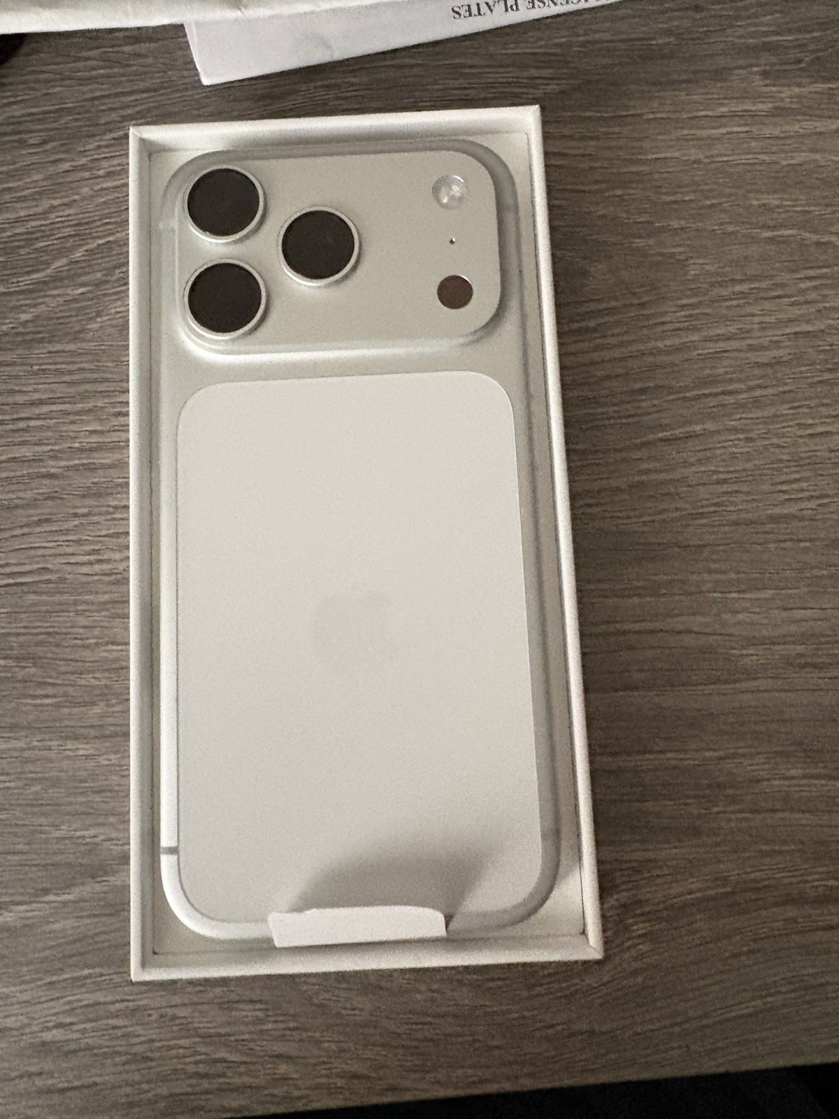 Apple iPhone 17 Pro 256 GB Silver (Verizon) Sim Locked Excellent Condition
