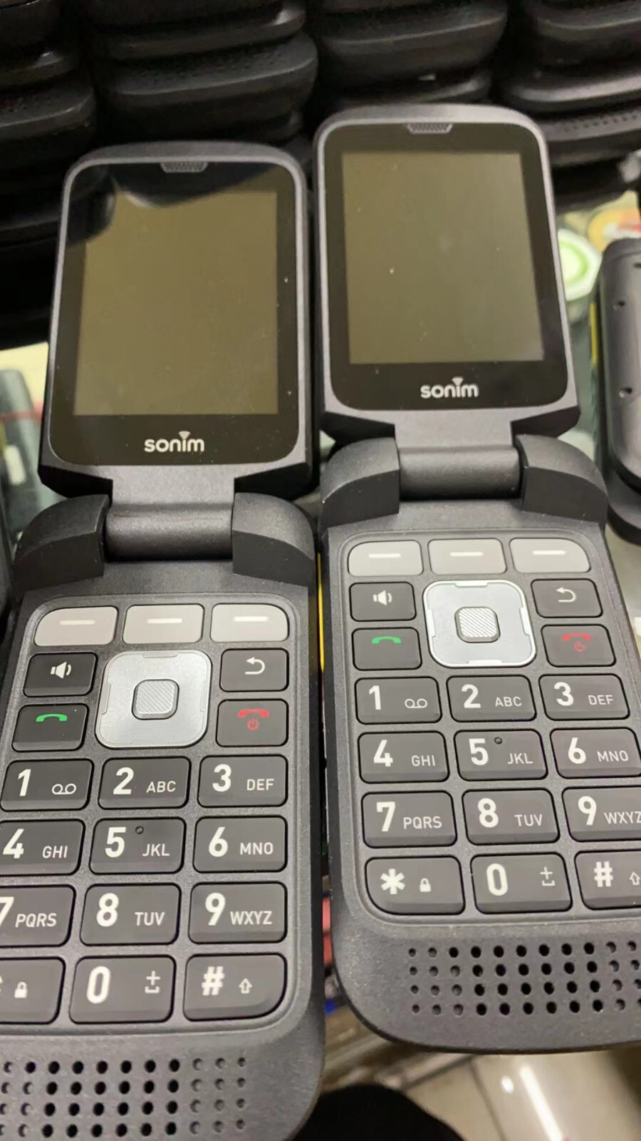 99%N EW Sonim XP3 Plus XP3900 4G LTE Ultra Rugged Fully UNLOCKED Flip Phone 16GB