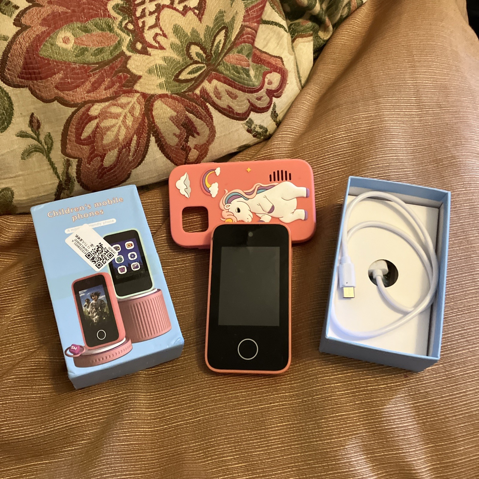 Kids Smart Phone, 4.5″x2.5″ size Kid Phones 3 up. New in Box