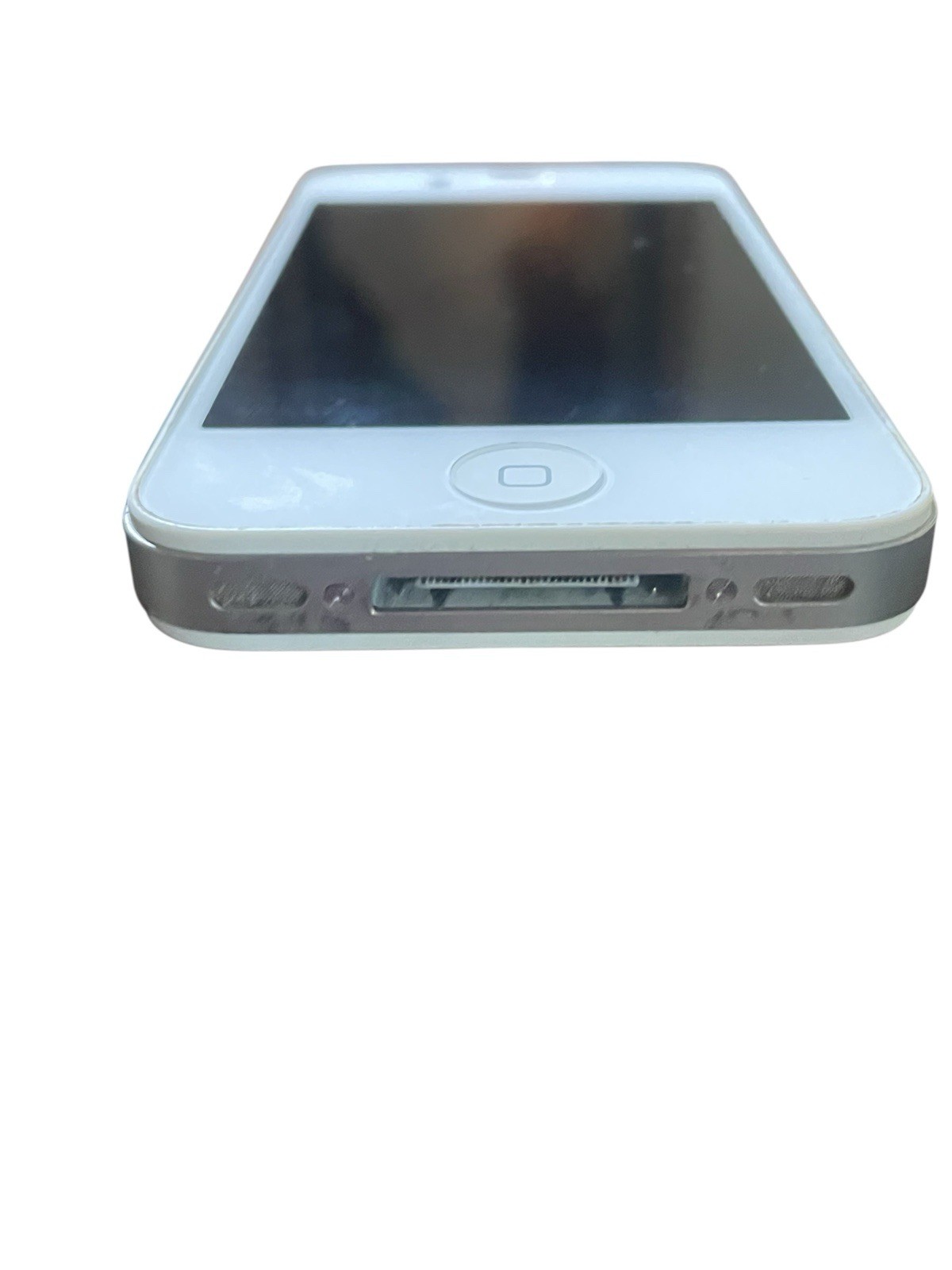 Apple iPhone 4 A1332 – No Sim Card Or Needs Reformat – READ DESCR