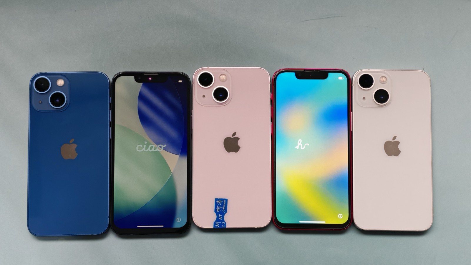 Apple iPhone 13 mini Unlocked- 128GB/256GB Random Color Boxed with Accessories