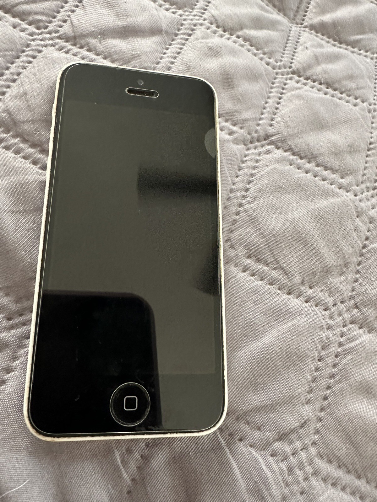 Apple iPhone 5c White Black model A1532 Untested For Parts Only