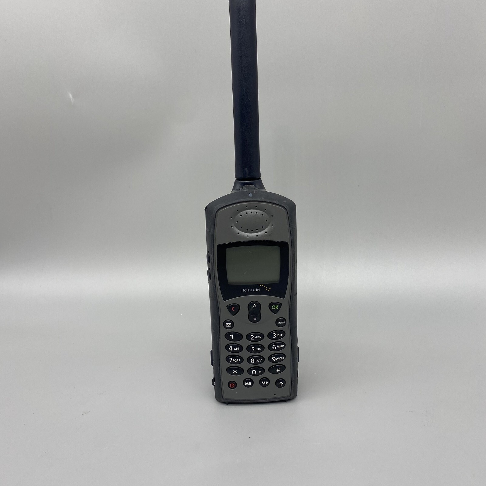 Iridium Satellite Phone Model 9505A No Battery Gray-Fair
