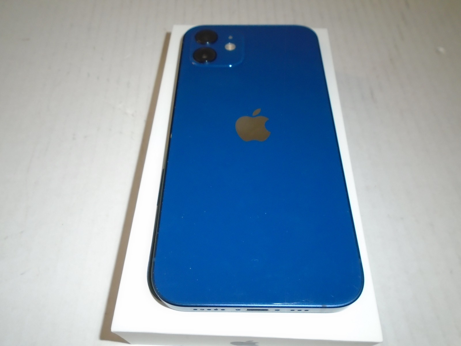 Apple iPhone 12 – 64GB – Blue Fully Unlocked Clean IMEI, works great