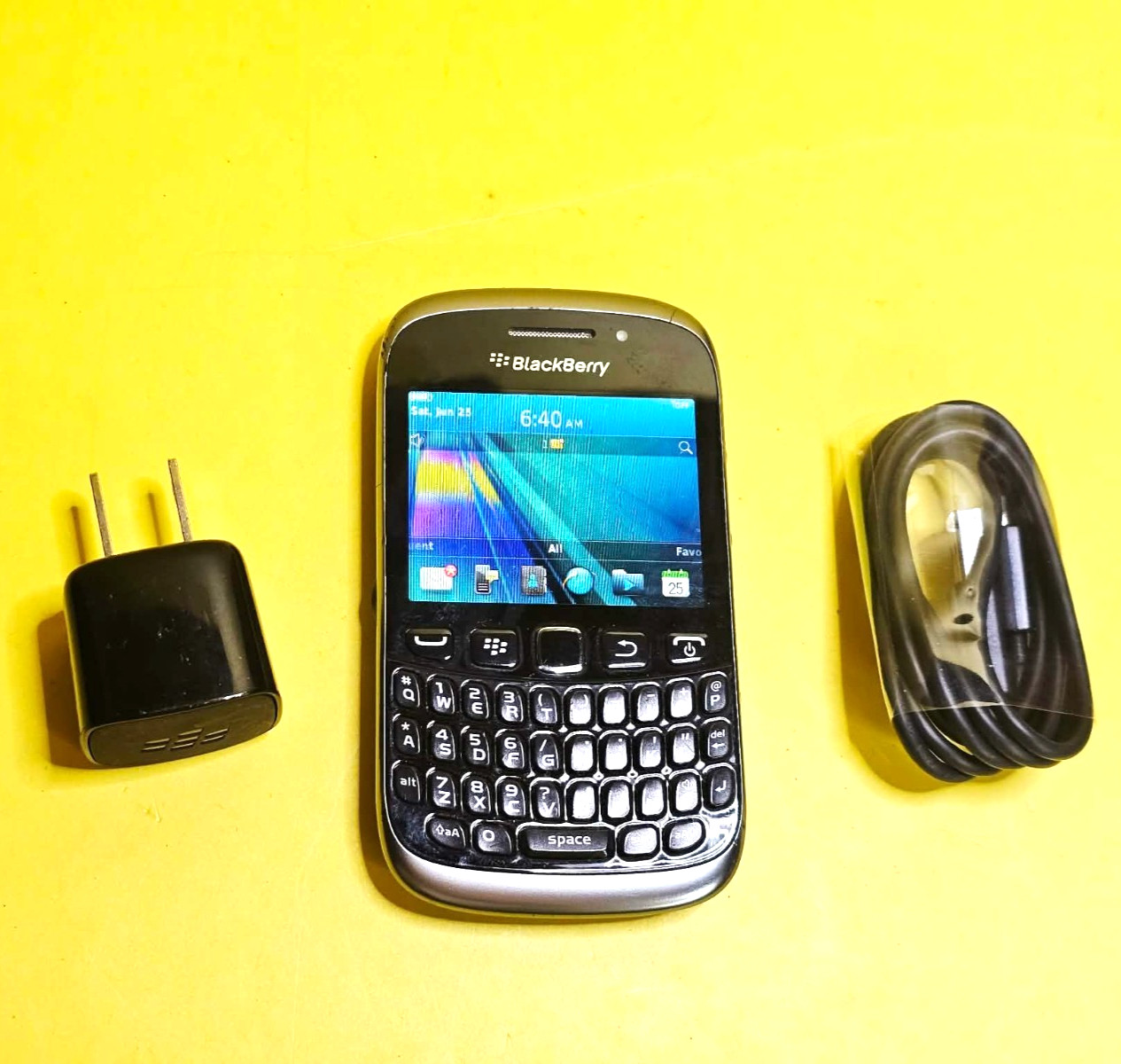 ⚡BLACKBERRY CURVE 9320 ⚡3G UNLOCKED CELL PHONE BELL TELUS KOODO BELL LUCKY CHATR