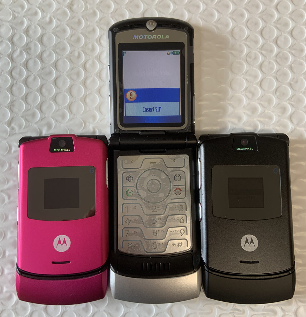 Motorola RAZR V3 Flip Bluetooth MP4 video Unlocked GSM Mobile Phone 8 Colors