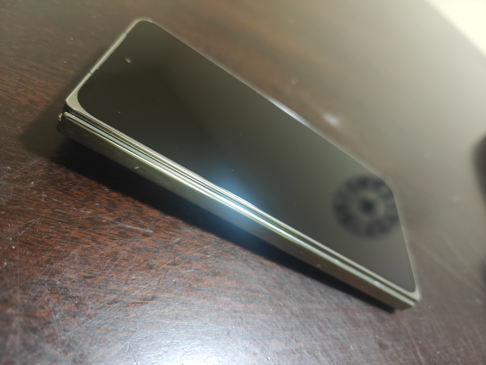 OnePlus Open – CPH2551 – 16GB + 512 GB – Emerald Dusk (Unlocked) Excellent