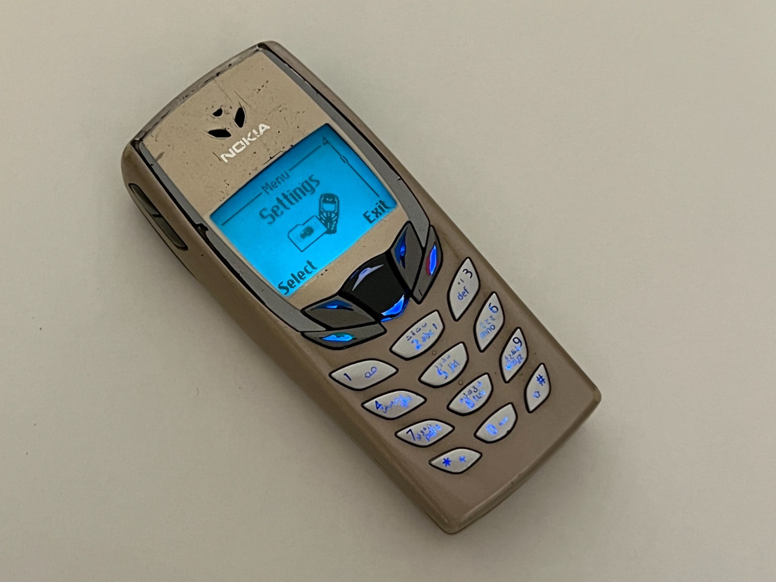 Genuine Nokia 6510 – Beige (Factory Unlocked) Retro Cell Phone For collectable