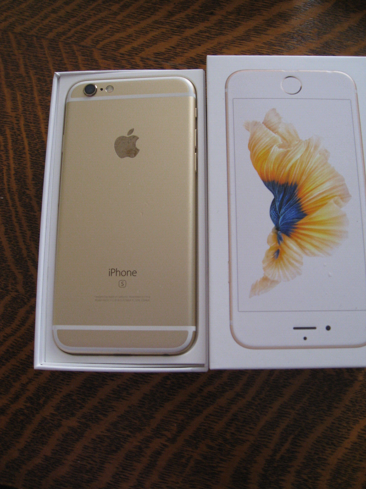 Apple iPhone 6s – 64GB – Gold (Unlocked) A1633 (CDMA + GSM)