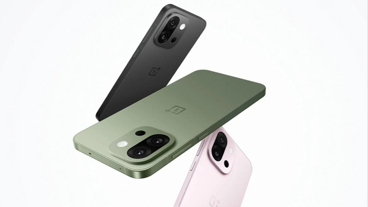 OnePlus 15 5G 6.78″ AMOLED GLOBAL MODEL SD8EliteG5 50MP 7300mAh Factory Unlocked