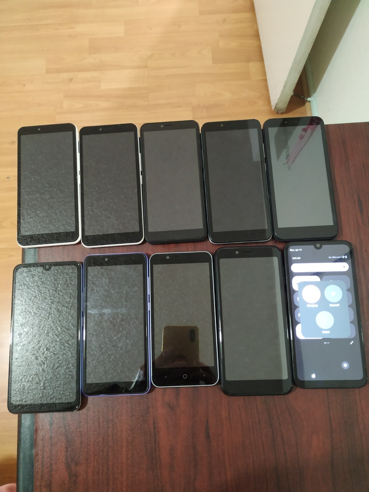 Lot of 10 Mixed Brand VORTEX /coolpad/BLU/NUO and other 16GB Smartphone