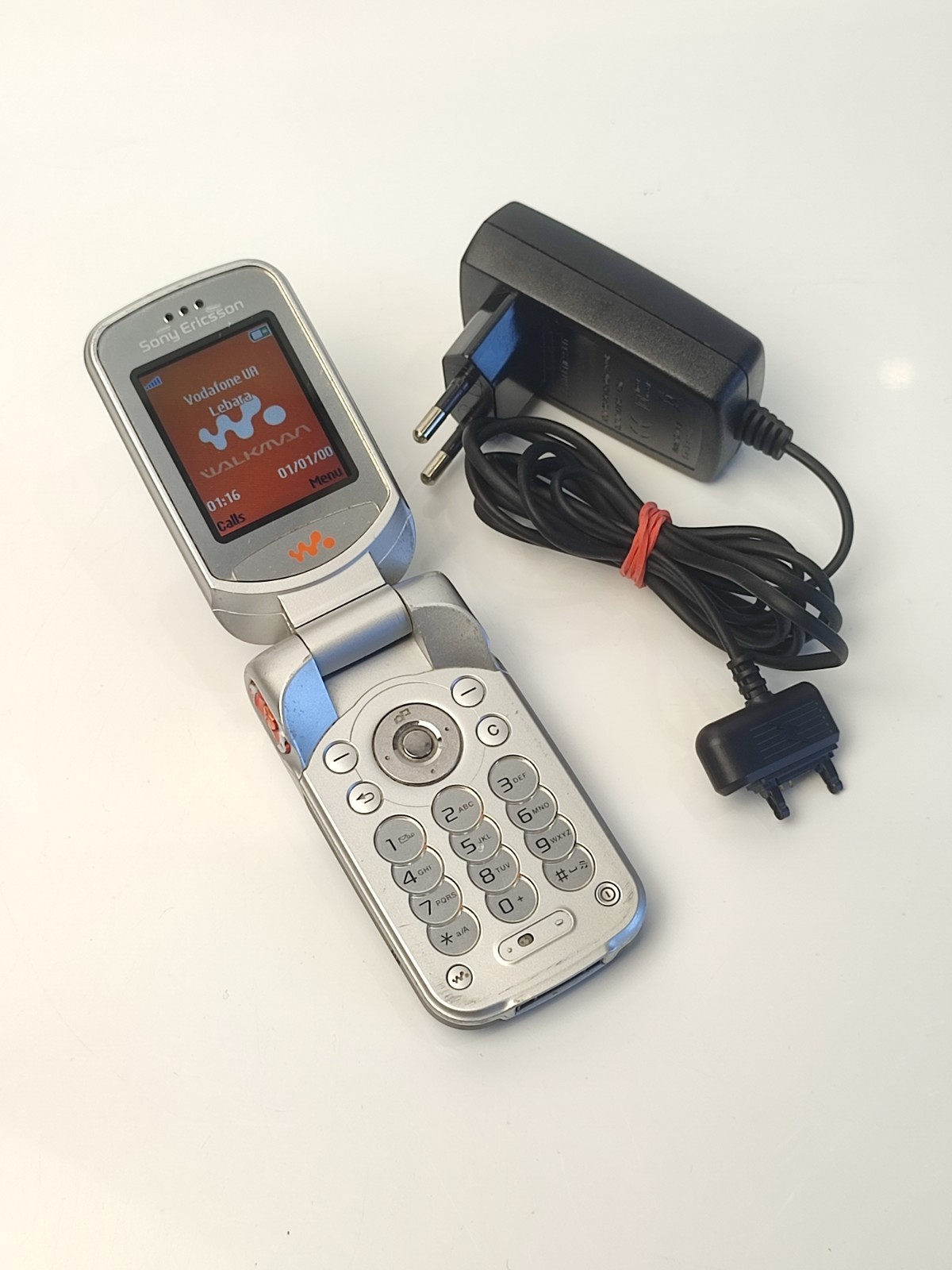Sony Ericsson W300i Flip Phone Walkman Mobile Phone Backup Working Y2K 2000s
