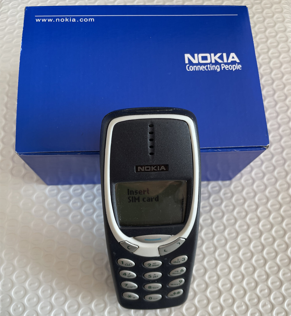 Nokia 3310 Unlocked Mobile Phone GSM 900/1800 Support English & Arabic Keyboard