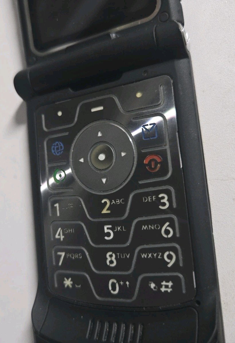 Motorola Razr V3 Black Cingular Cellular Phone