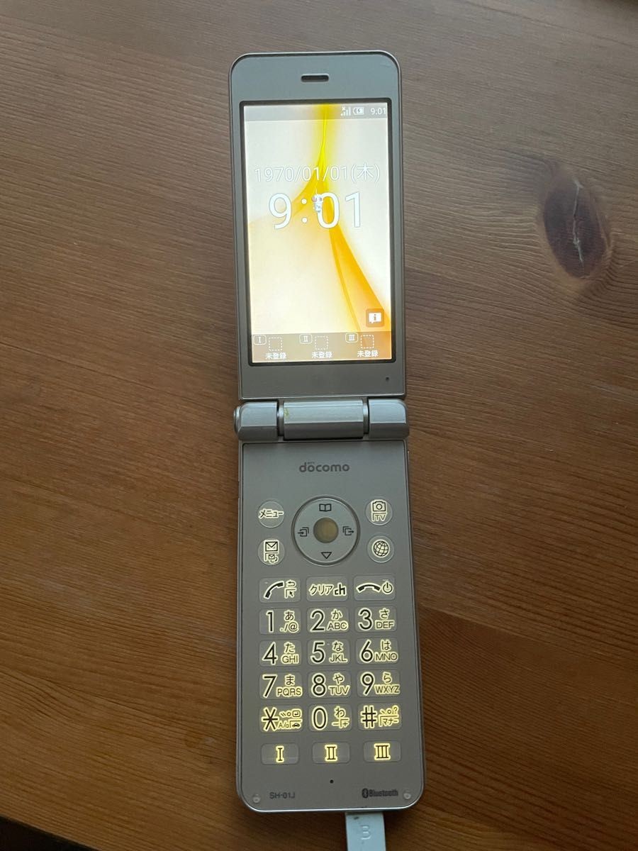 Sharp docomo SH-01J Gold Aquos Keitai Flip Phone SIM Unlocked Tested Japan