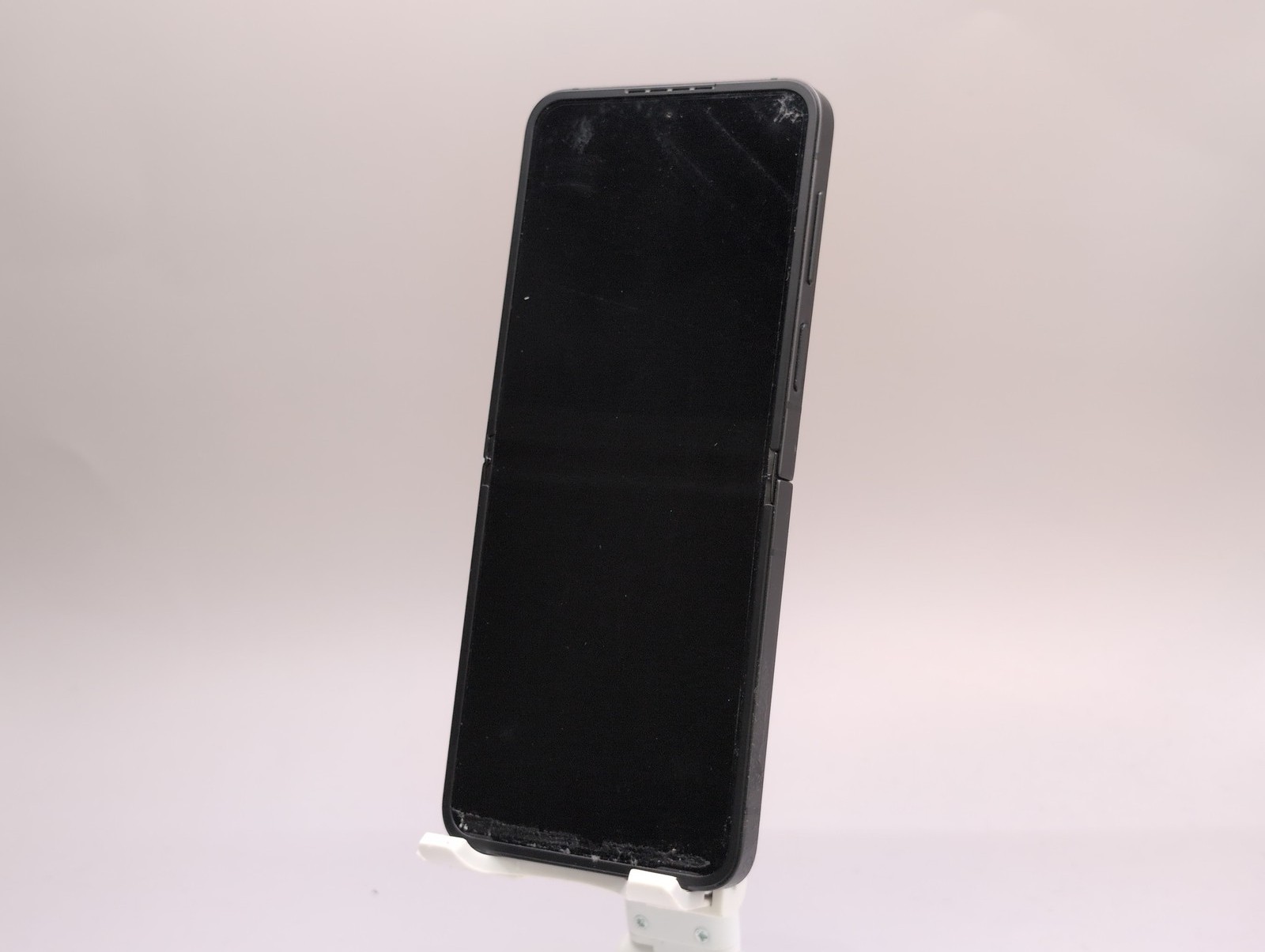 Samsung Galaxy Z Flip6 256GB Silver Shadow US Cellular Unlocked W089612