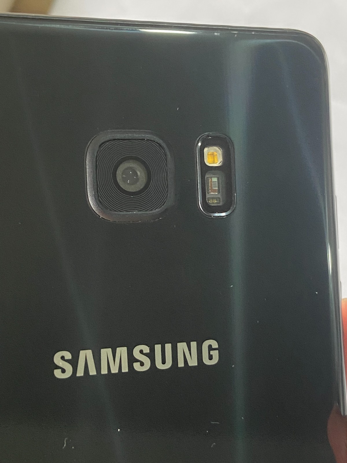 Samsung Galaxy Note FE SM-N935 64GB Color random Unlocked Fan Edition Smartphone