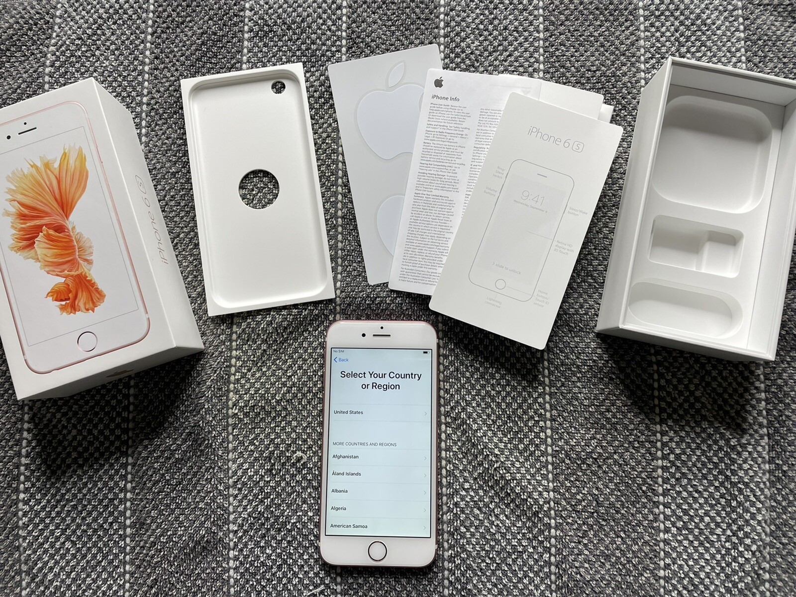Apple iPhone 6s Rose Gold 64GB AT&T Network A1633 CDMA + GSM