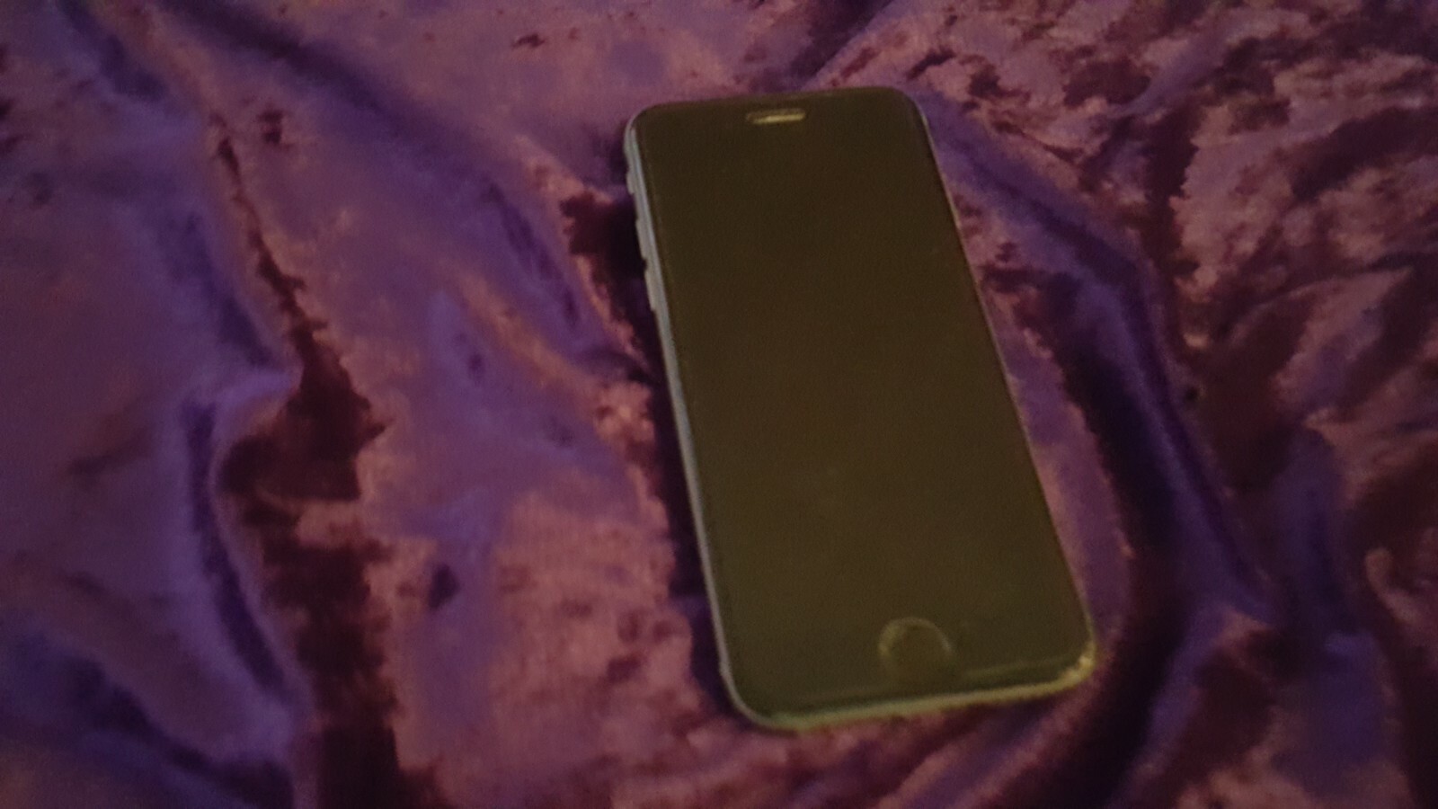 APPLE iPHONE CELL MOBILE PHONE Model # A1549 BCG-E2816A A-1549 – Works? Read! :)
