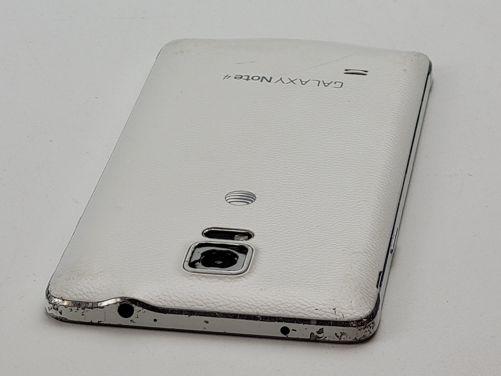 Samsung Galaxy Note 4 (SM-N910A) 32GB (AT&T) – SMALL ISSUE – Clean IMEI – J9686