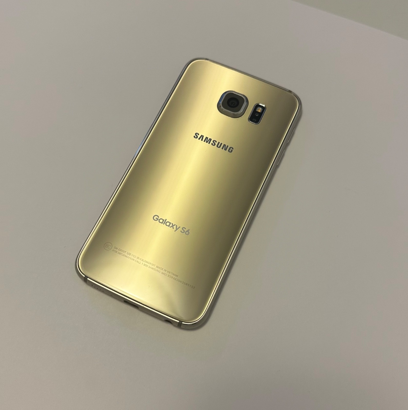 Samsung Galaxy S6 G920 32GB 64G ALL COLOR Unlocked AT&T T-mobile SmartPhone GOOD