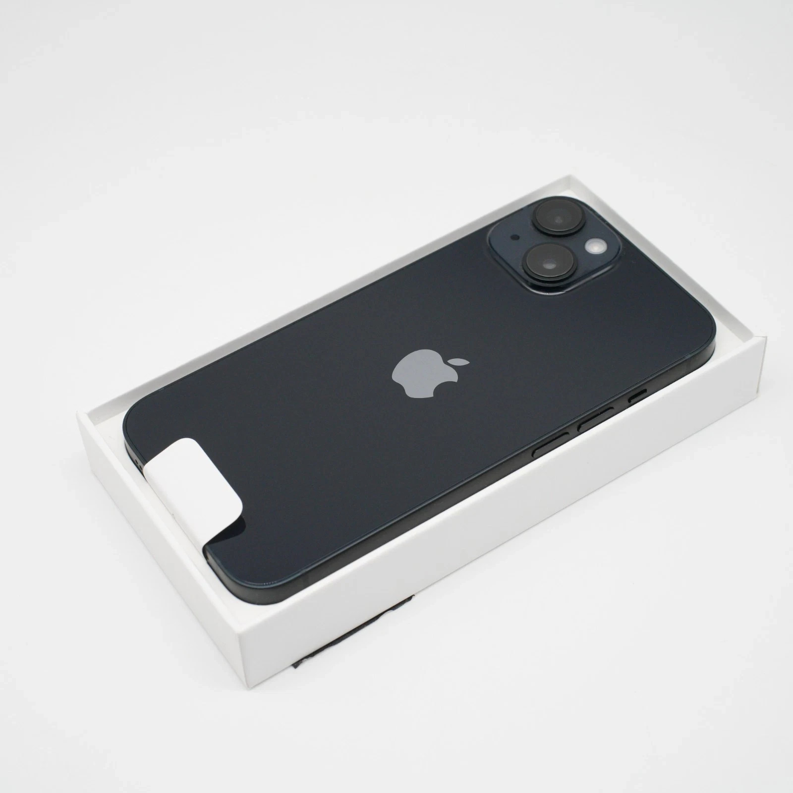 iPhone 14 Brand New Unlocked – Starlight – Free Delivery