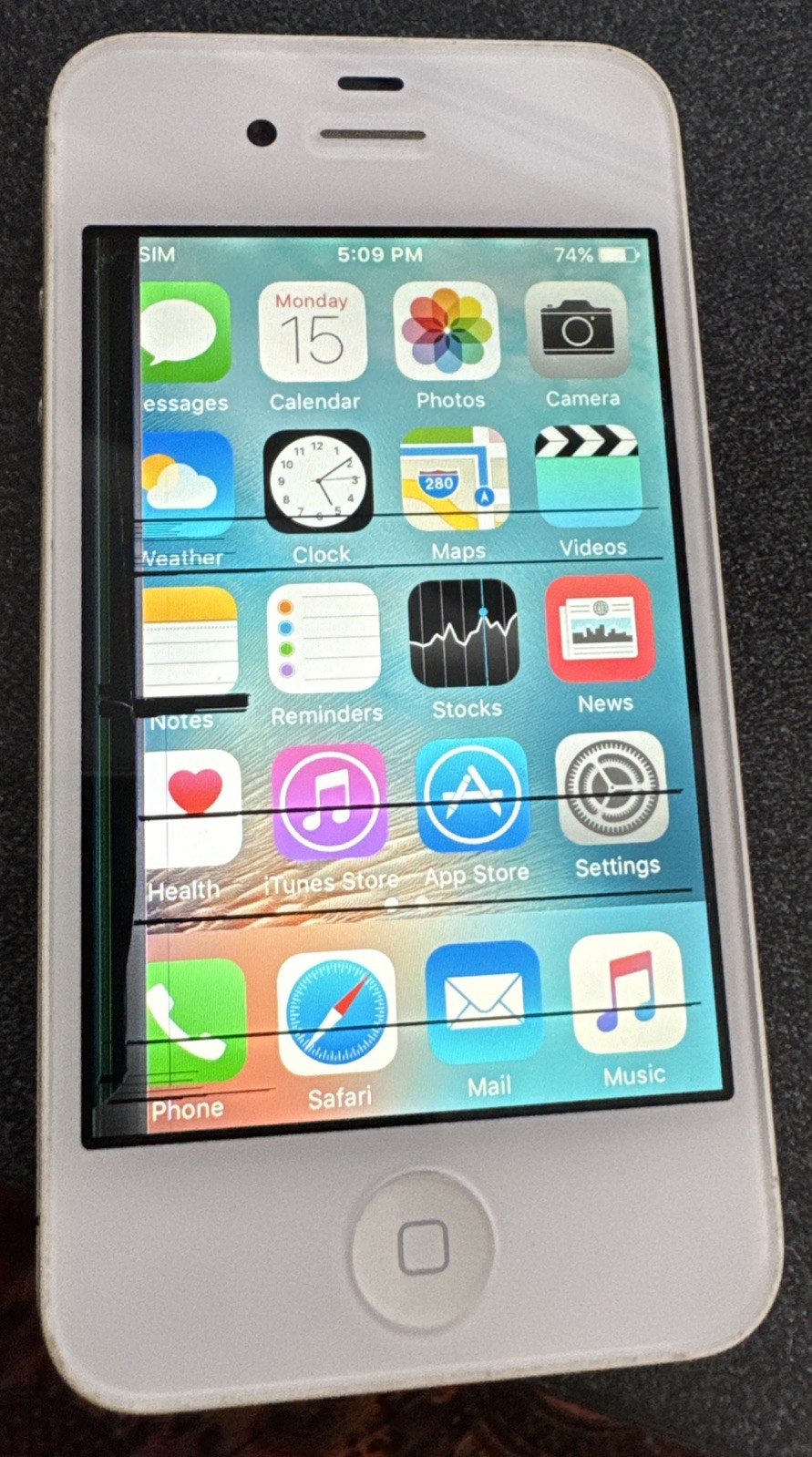 iPhone 4s White (Virgin) A1387 (GSM CDMA) 16GB Very Good Used IOS 9.3.5 Broken