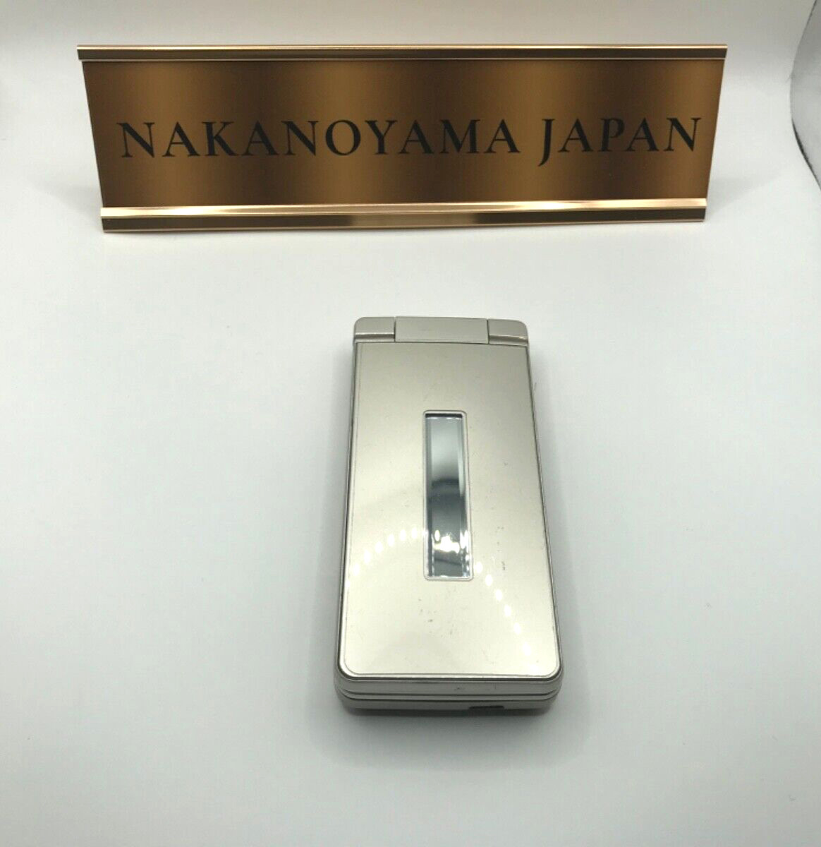 SHARP SH-02L AQUOS KEITAI 2 JAPAN ANDROID FLIP PHONE GOLD UNLOCKED sim free