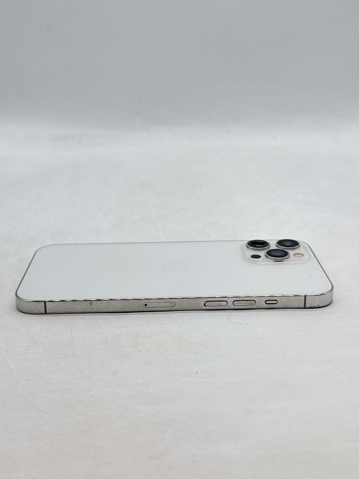 AT&T Apple iPhone 12 Pro Max A2342 256GB Silver 84% Battery Health – Cracked Len