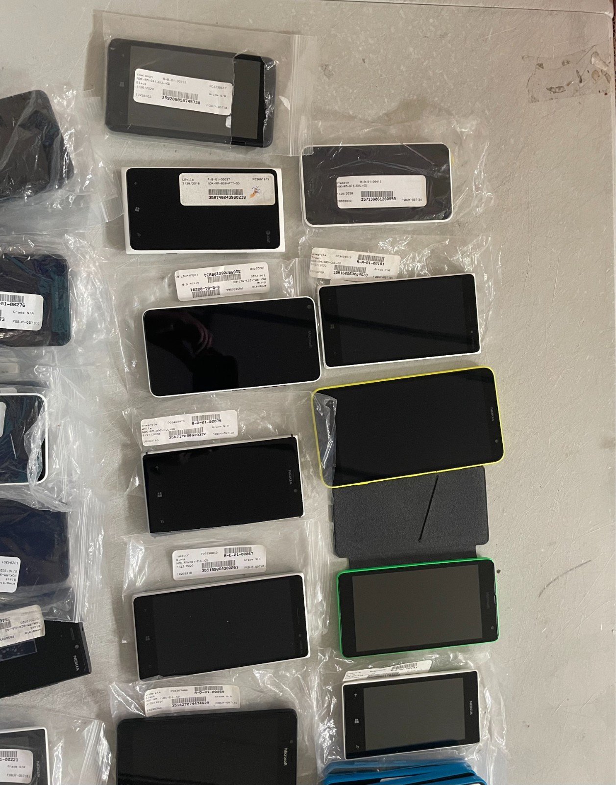 Lot of 37 : Unknown Carrier Nokia /Microsoft More Read description & View pics#