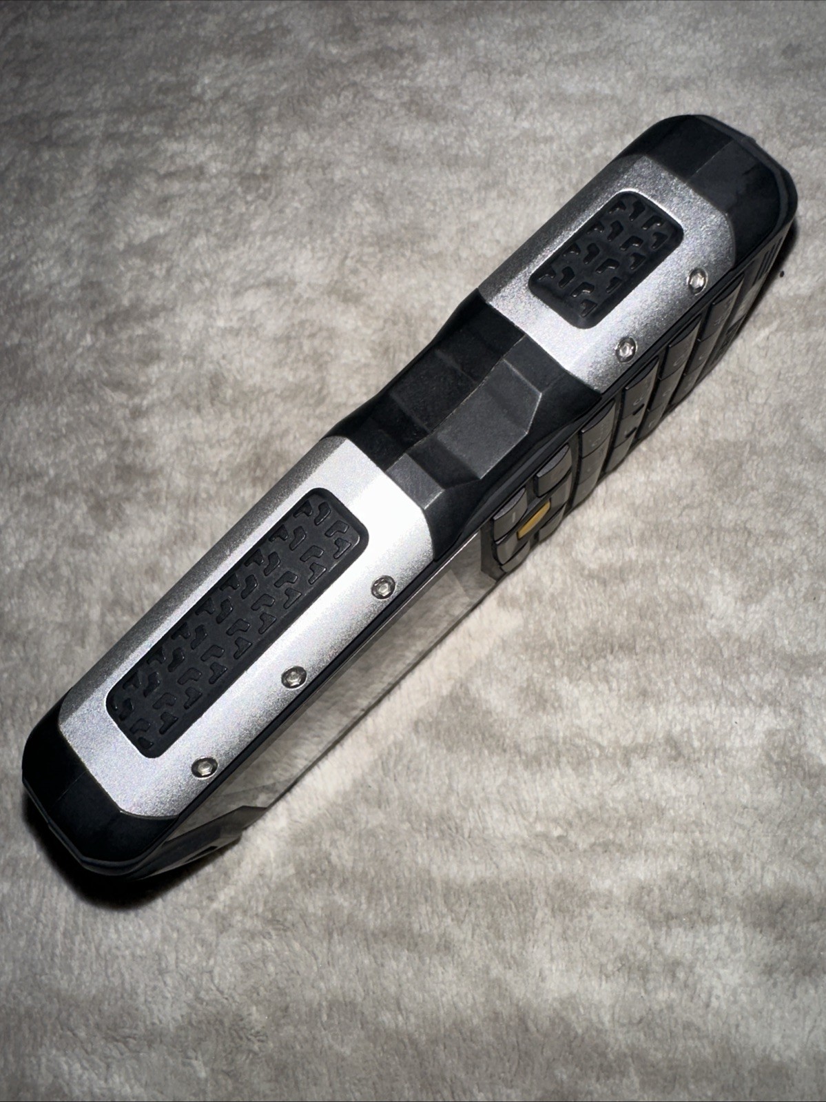 MANN ZUG S Yellow GSM Cell Phone GSM 850/900/1800/1900MHz