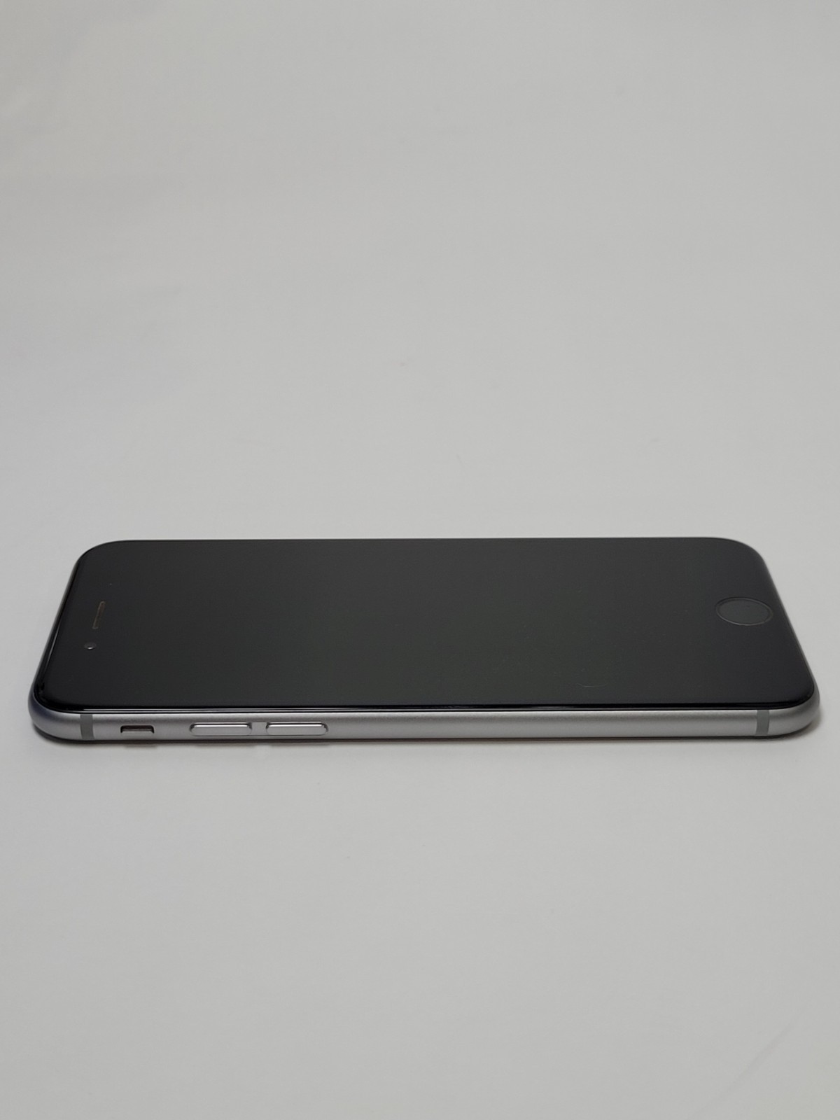 Apple iPhone 6s – 16GB – Space Gray – Verizon – MKRR2 LL/A – A1688