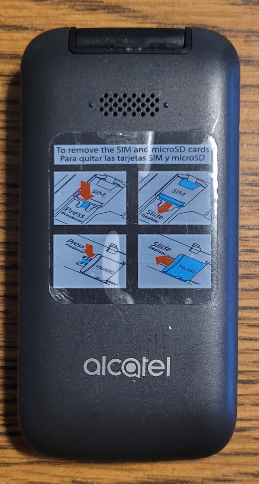Alcatel SmartFlip 4052R – Gray and Black ( AT&T ) 4G VoLTE Flip Phone – Bundled