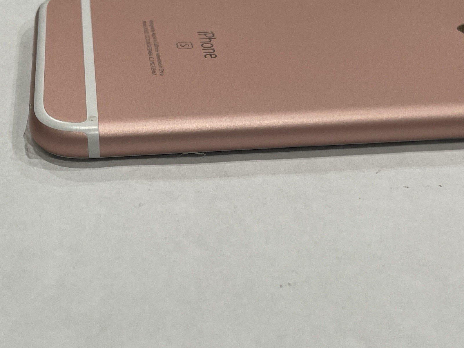 Apple iPhone 6s 32GB A1633 (Metro PCS) Rose Gold – Damaged – Cracked Screen