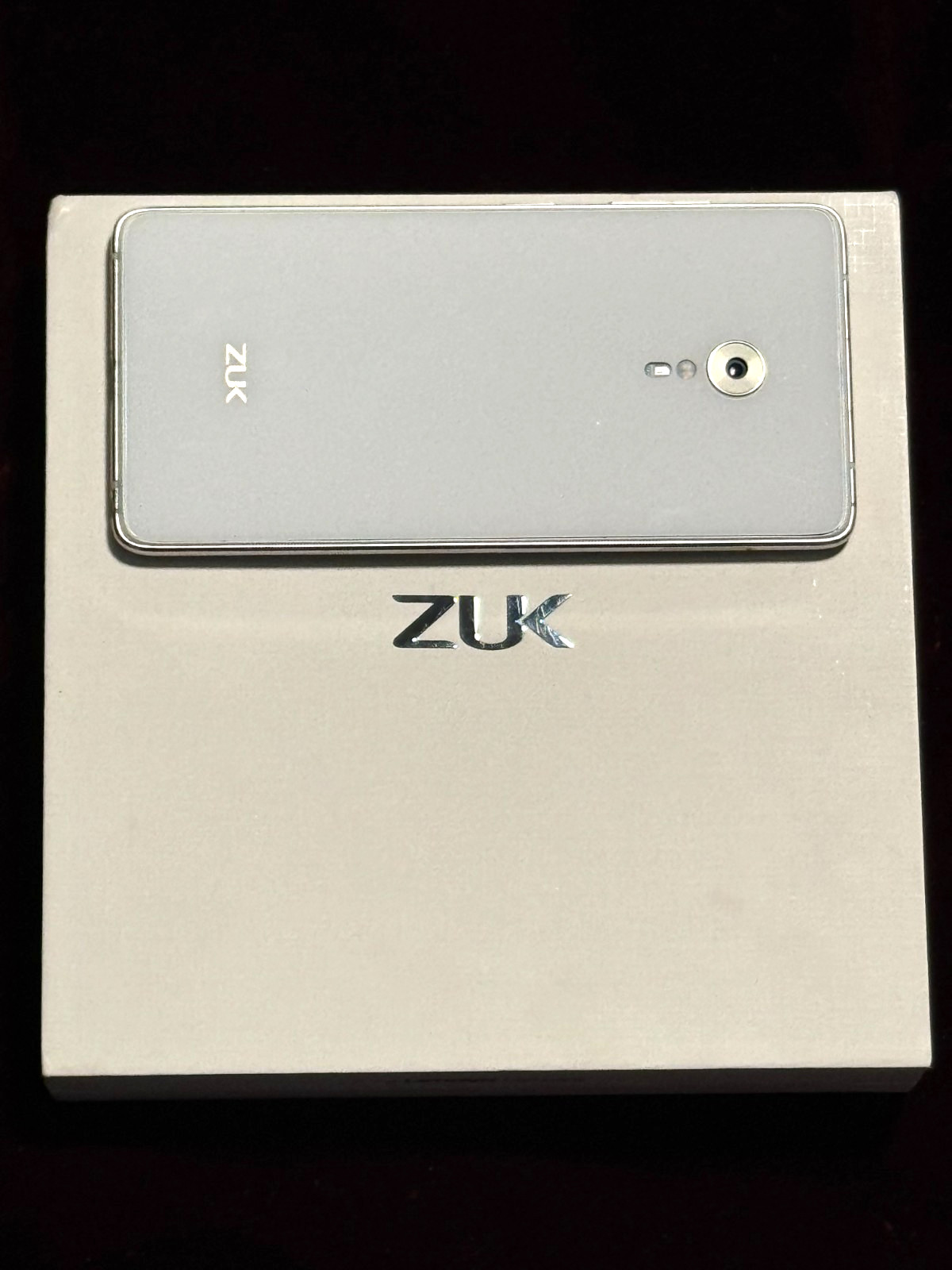 LENOVO ZUK Z2 PRO PHONE 128 GB, 6 GB RAM, 4G LTE, Used/Good, White/Gold + Spares