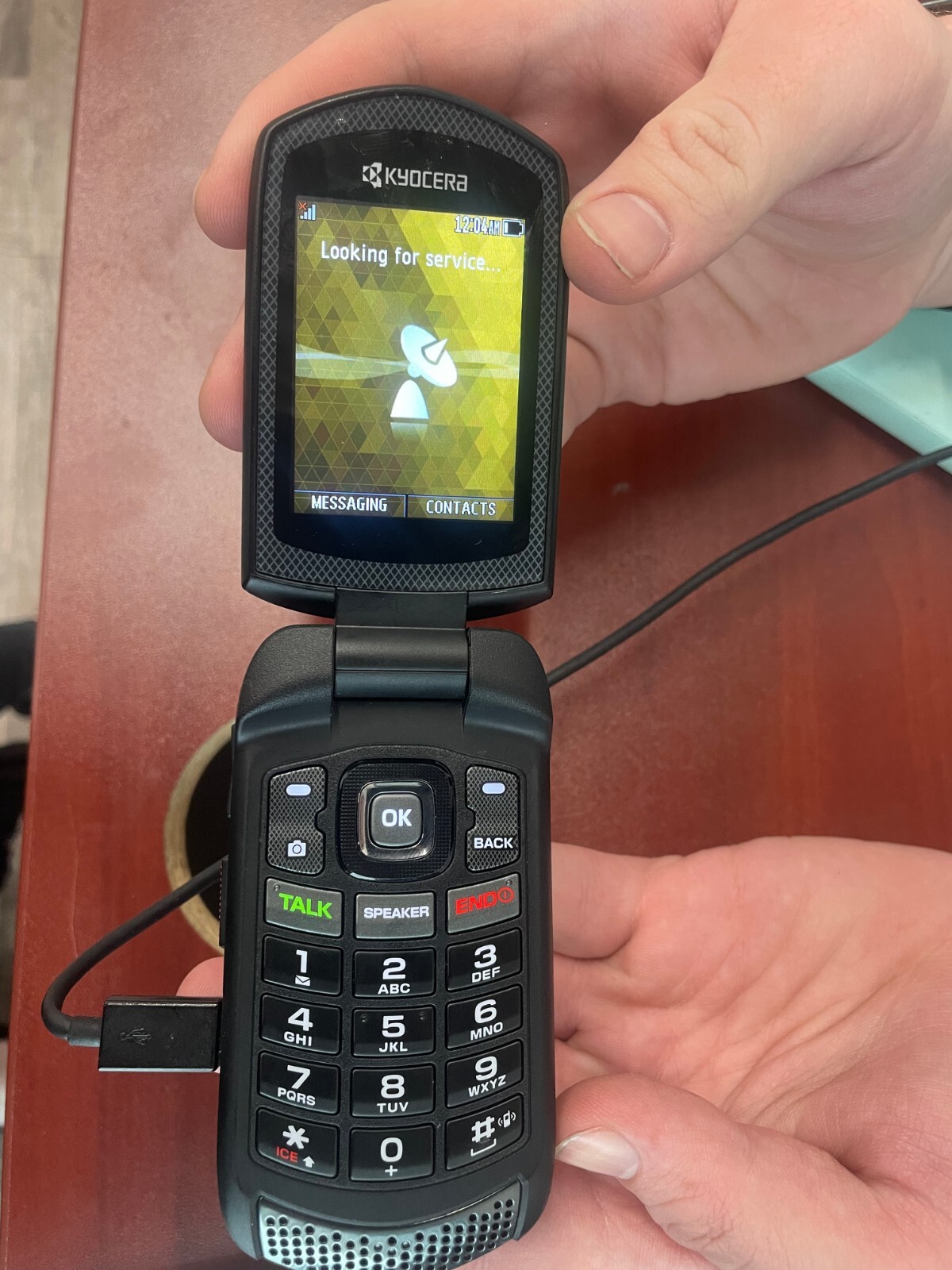 Kyocera DuraXE E4710 – 8GB – Black (Sprint/T-Mobile) (Single SIM)