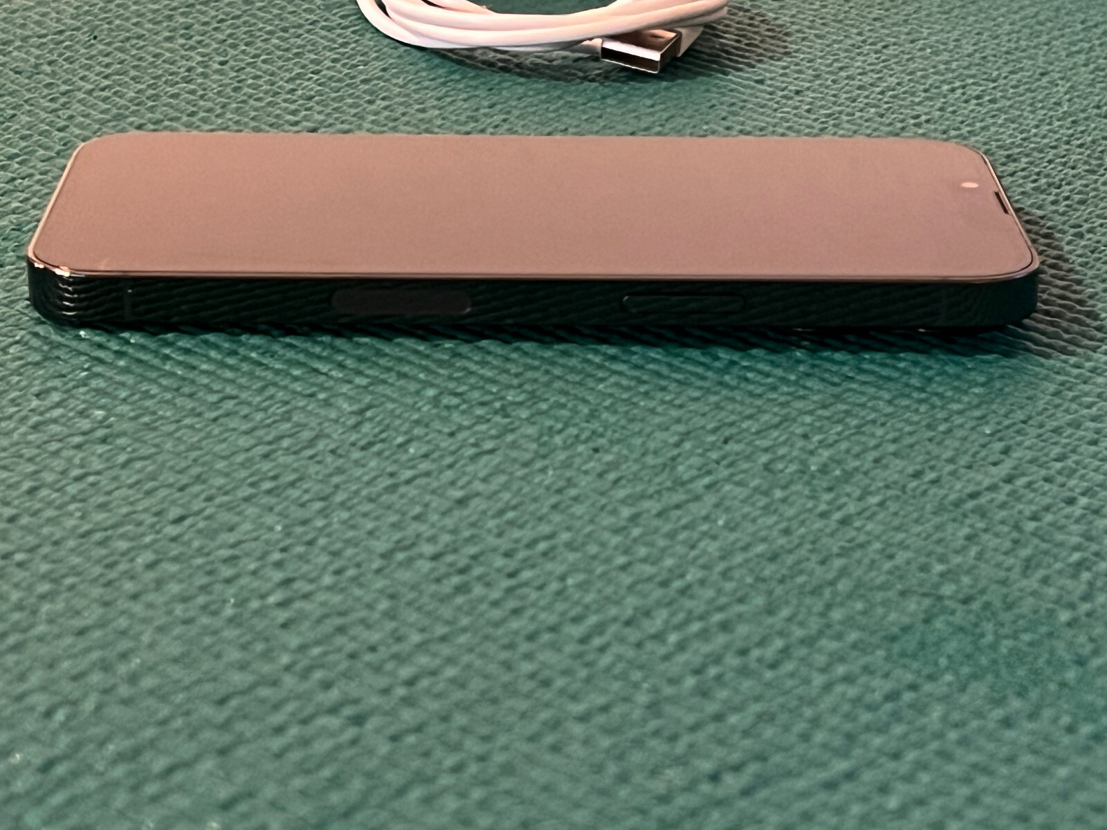 Apple iPhone 13 Pro – 256GB – Alpine Green (Unlocked) A2484 (CDMA + GSM)