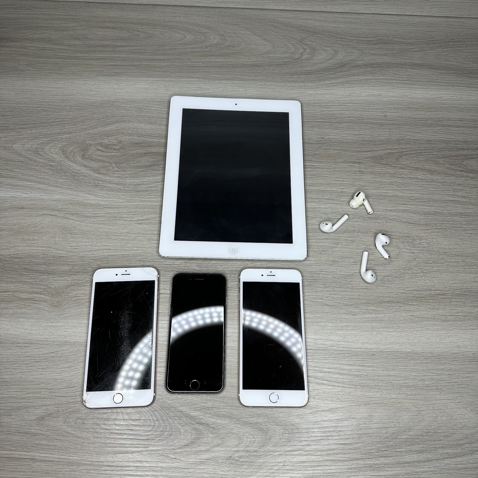 Untested Apple iPhones Model A1522, A1549, A1687, A1397 and Airpods